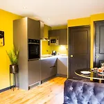 Ls1 - Luxury Centre Leeds (West Yorkshire)