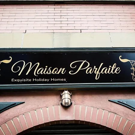 Luxury Travel Emporium Ls1 - Luxury Centre * リーズ