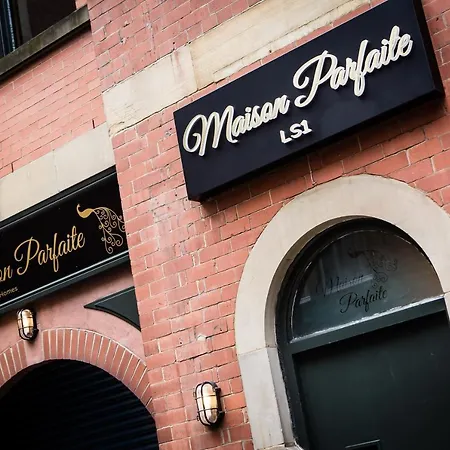 Luxury Travel Emporium Ls1 - Luxury Centre *