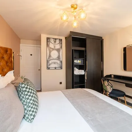 Ls1 - Luxury Centre Apartment *