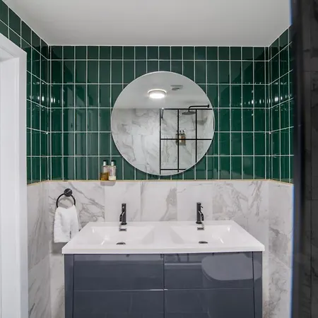 Ls1 - Luxury Centre Apartment
