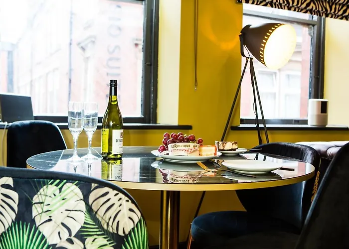 Luxury Travel Emporium Ls1 - Luxury Centre Apartamento