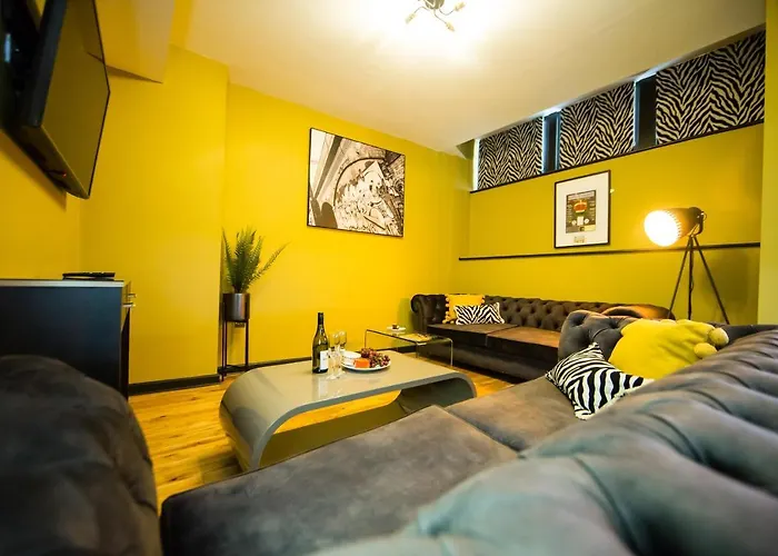 Luxury Travel Emporium Ls1 - Luxury Centre Apartamento