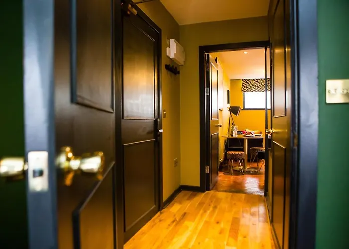 Апартаменты Luxury Travel Emporium Ls1 - Luxury Centre *