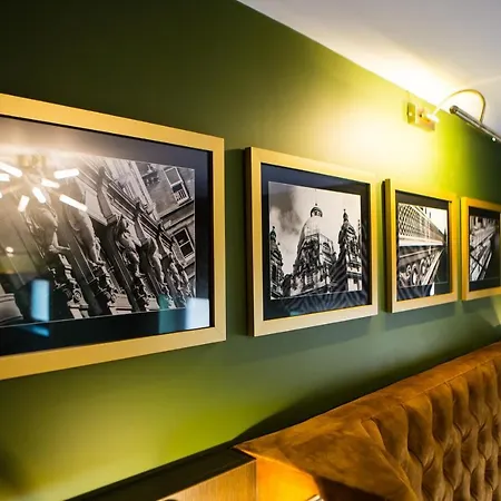 Luxury Travel Emporium Ls1 - Luxury Centre *