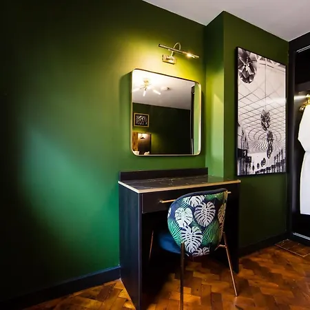 Luxury Travel Emporium Ls1 - Luxury Centre Apartament *