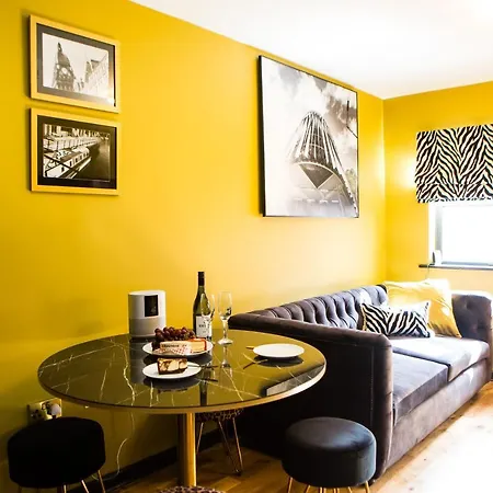 Luxury Travel Emporium Ls1 - Luxury Centre Апартаменты