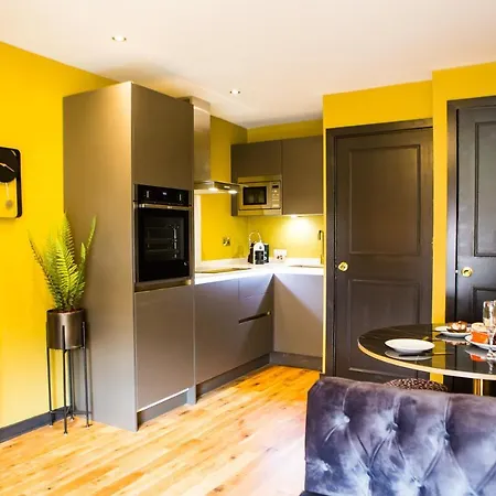 Luxury Travel Emporium Ls1 - Luxury Centre Лидс