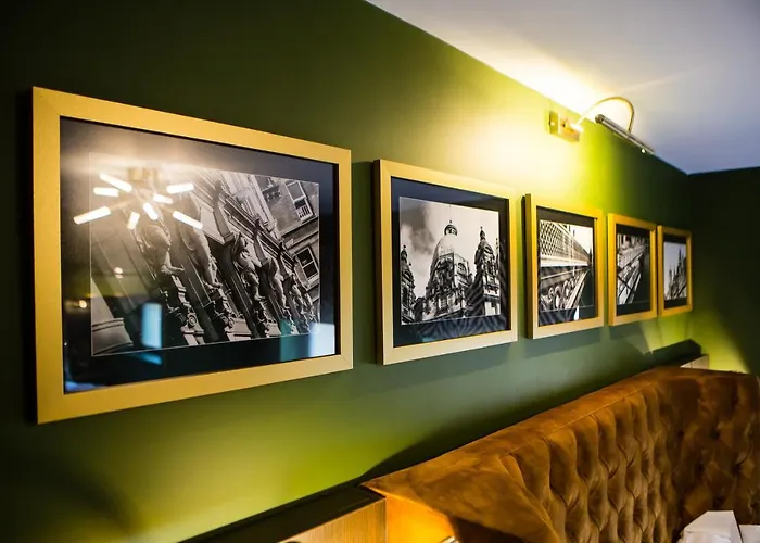 Luxury Travel Emporium Ls1 - Luxury Centre *